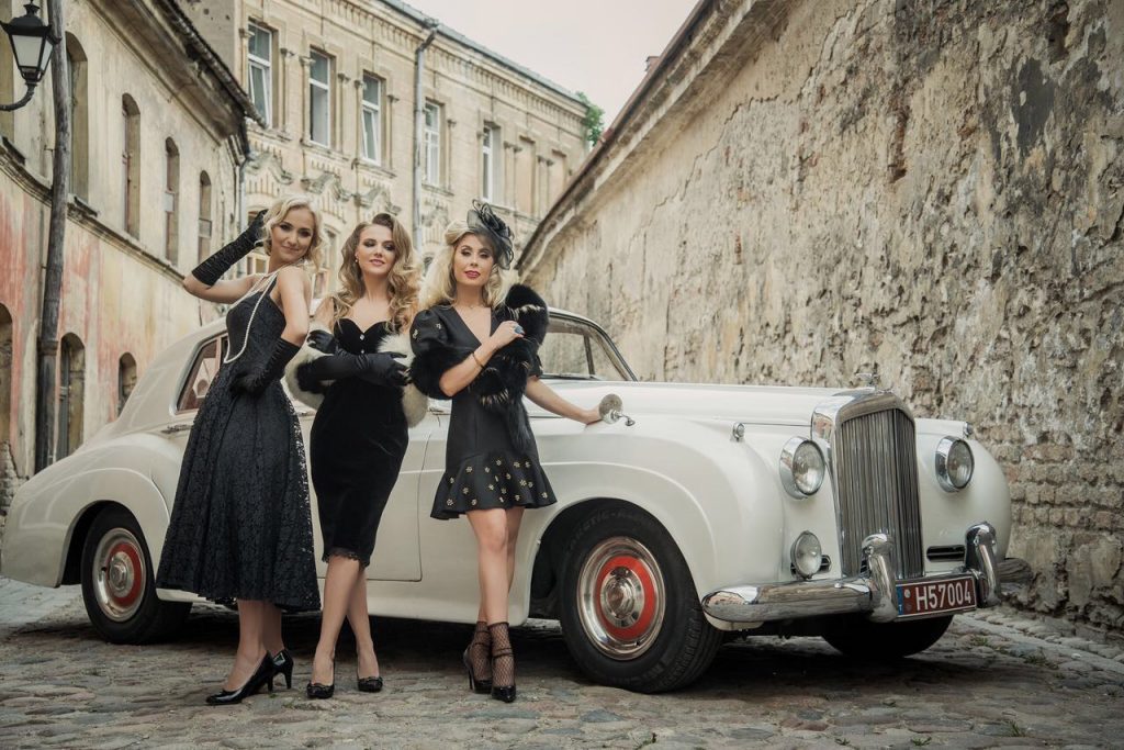 Retro Klasikinis automobilis – nuotrauka 8